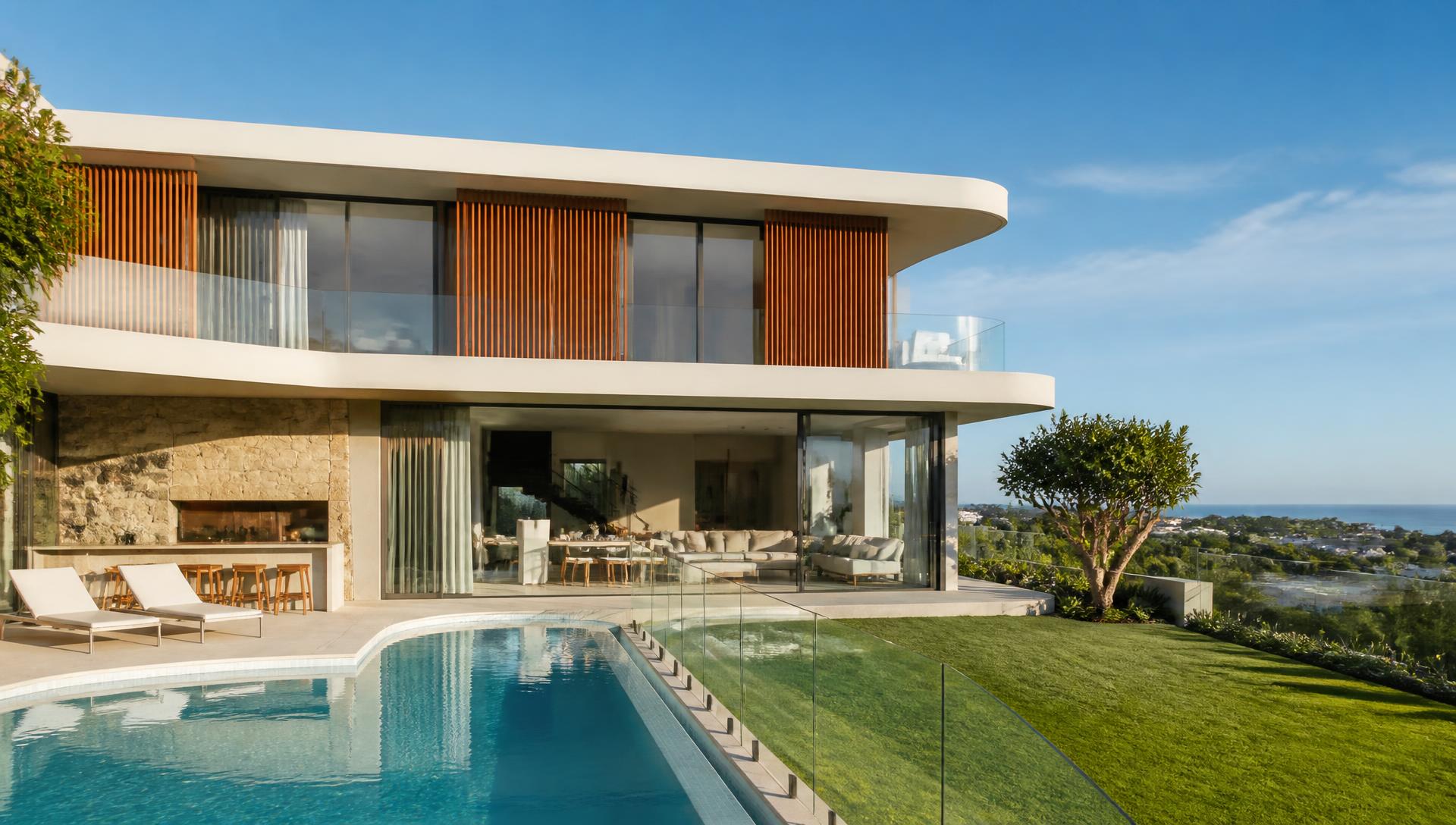 Luxury Australian property with pool and ocean view